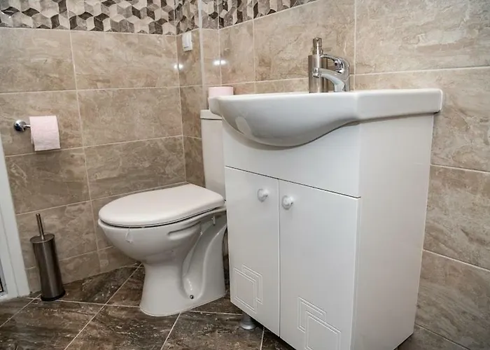 Vazrozhdenska * Veliko Tarnovo